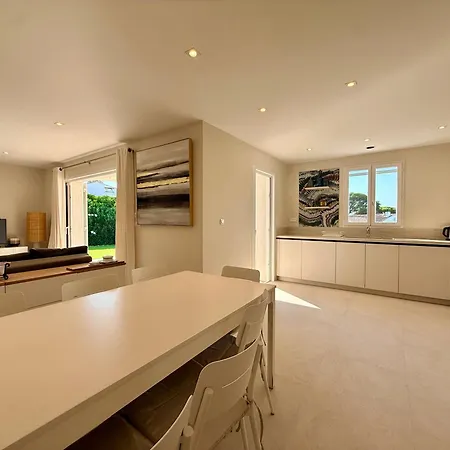 Jade Villa Grimaud