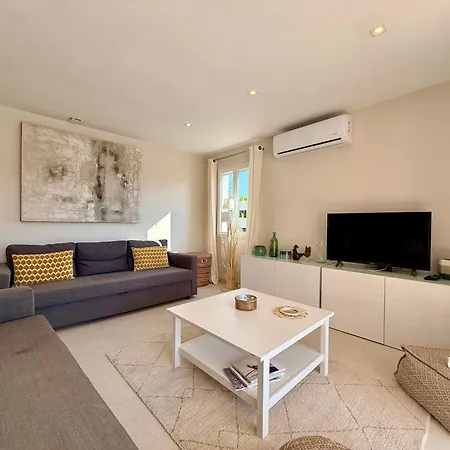 Jade Villa Grimaud